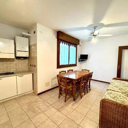 Carnelos Family - Carraro Immobiliare * Лидо-ди-Езоло
